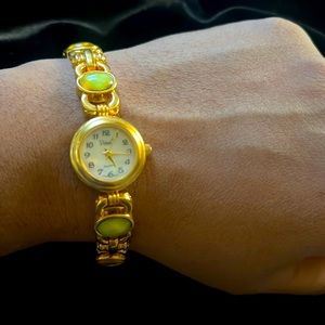 Vintage  gold tone light green iridescent quartz watch